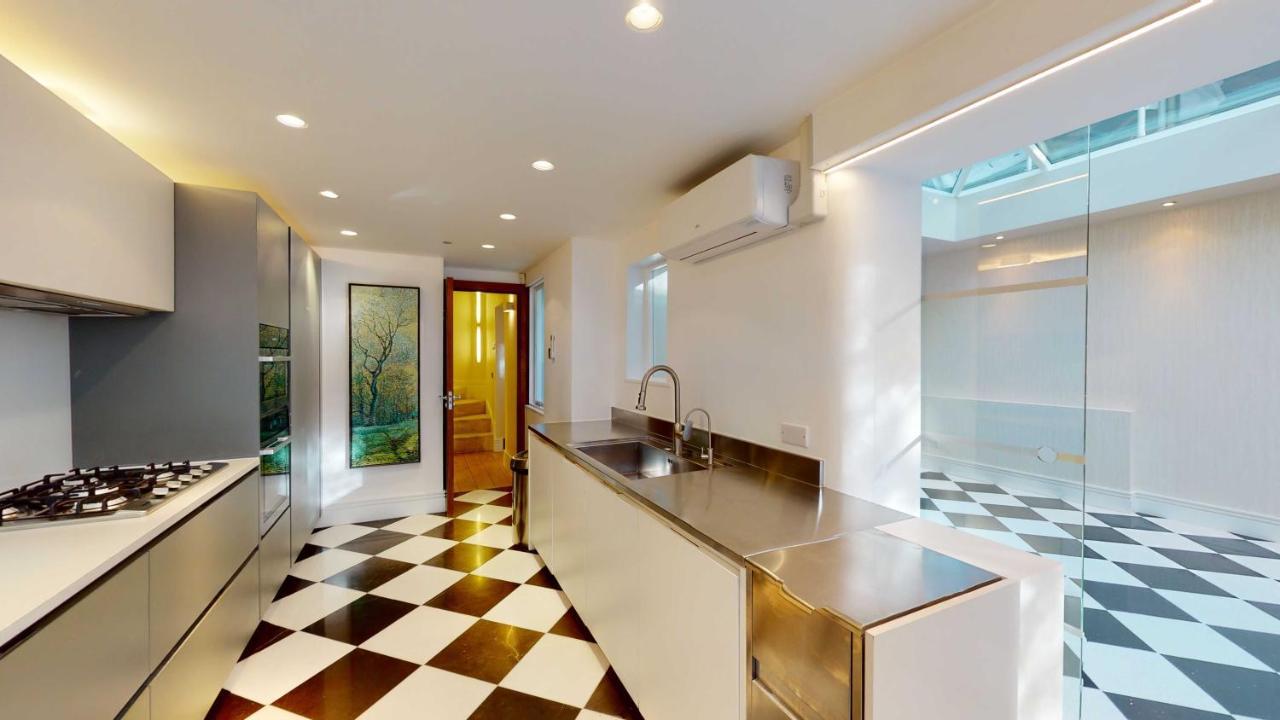 The Harrington - Knightsbridge - 18 Rutland Gate Aparthotel Лондон Екстериор снимка